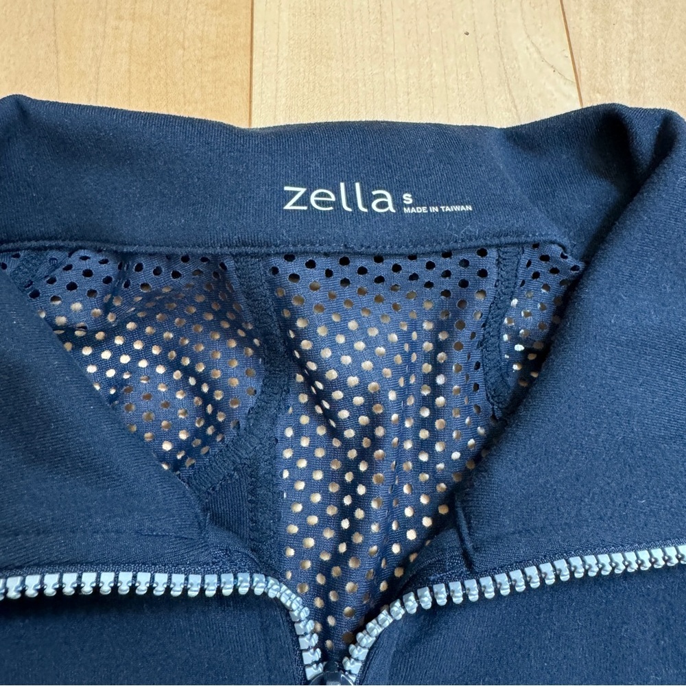 Zella Jacket - Picture 2 of 7